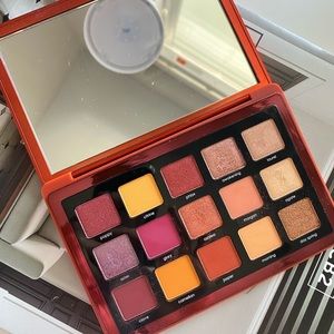 Natasha Denona Sunrise palette